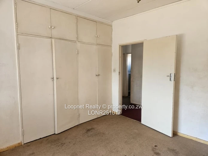 Greystone Park 4-Bedroom Home on 4300 sqm