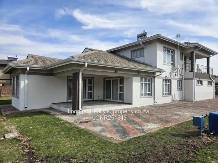 Spacious 4BR Family Home with Borehole in Arlington