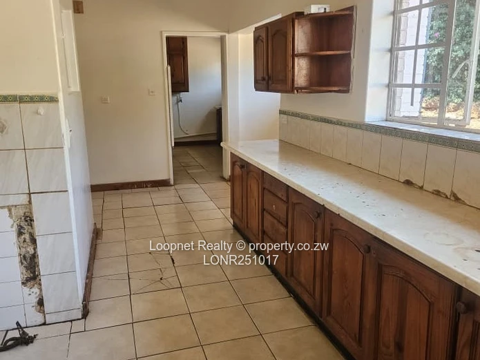 Greystone Park 4-Bedroom Home on 4300 sqm