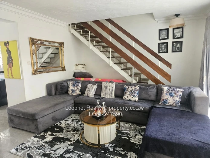 Avondale 2-Bed Garden Flat, Double-Storey & Gated (Sole Mandate)