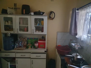 2 Bedroom Flat & Apartment