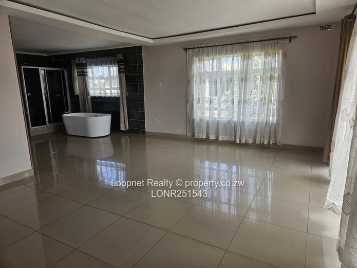 Spacious 4BR Family Home with Borehole in Arlington