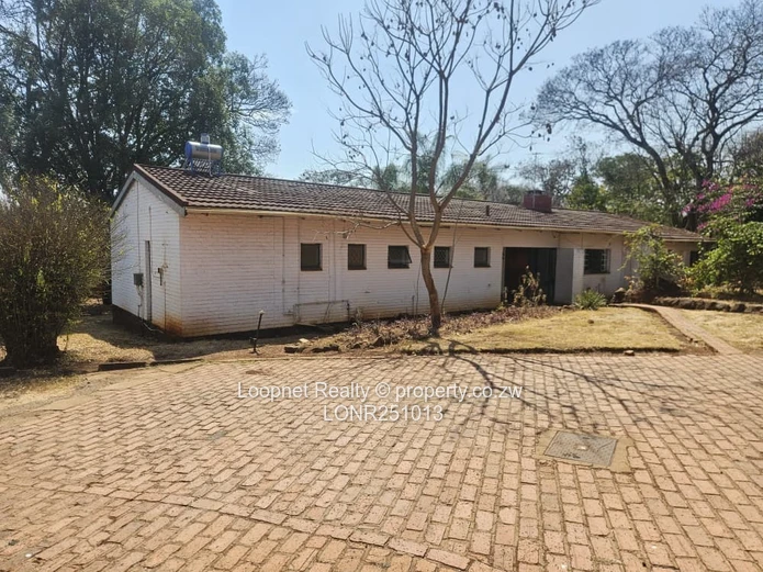 Greystone Park: 1,000 m2 Office on 4,300 m2 with Pool & Borehole