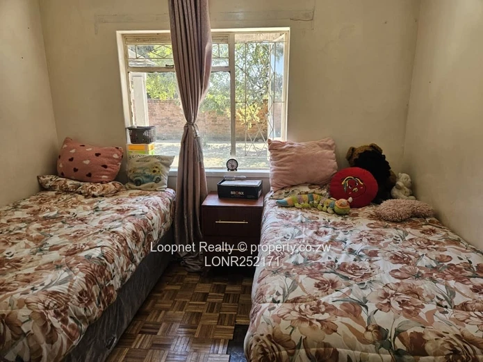 Avonlea 3-Bed Bungalow with Fireplace & Yard