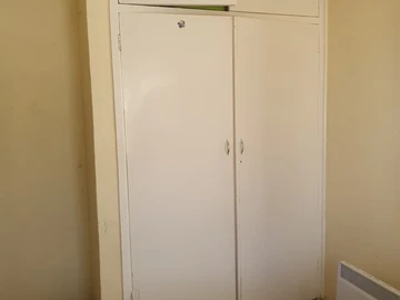 2 Bedroom Flat & Apartment