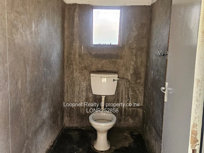 Affordable 2-Roomed Cottage with Verandah in Mainway Meadows