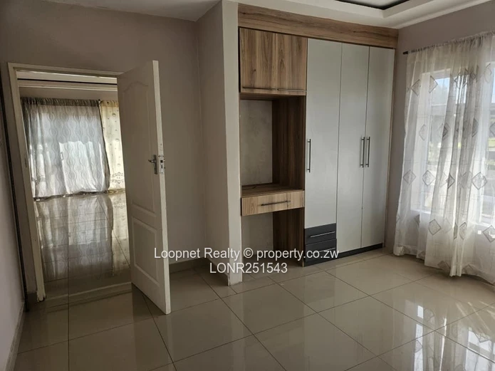 Spacious 4BR Family Home with Borehole in Arlington