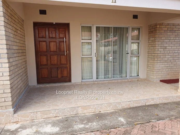 Charming Fully Furnished 2-Bedroom Garden Flat in Avondale West (Sole Mandate)